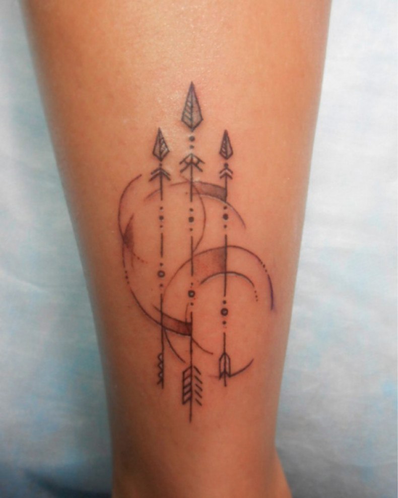 Tatu elegant arrows, photo - Tattoo Master Barb Tattoo