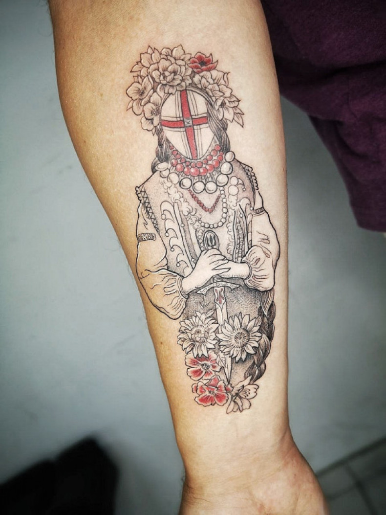 Patriotyczny słonecznik Symbole ukraińskie, photo - Tatuażysta Barb Tattoo