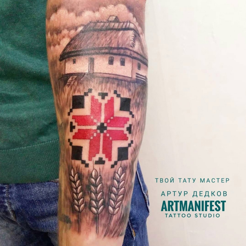 Haftowana koszula ucho patriotyczny, photo - Tatuażysta Barb Tattoo