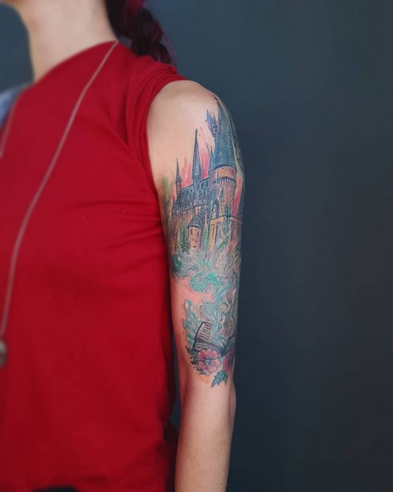 Замок, photo - Тату мастер Barb Tattoo