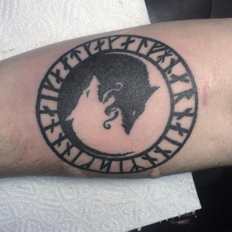 Yin yang, photo - Tattoo Master Barb Tattoo