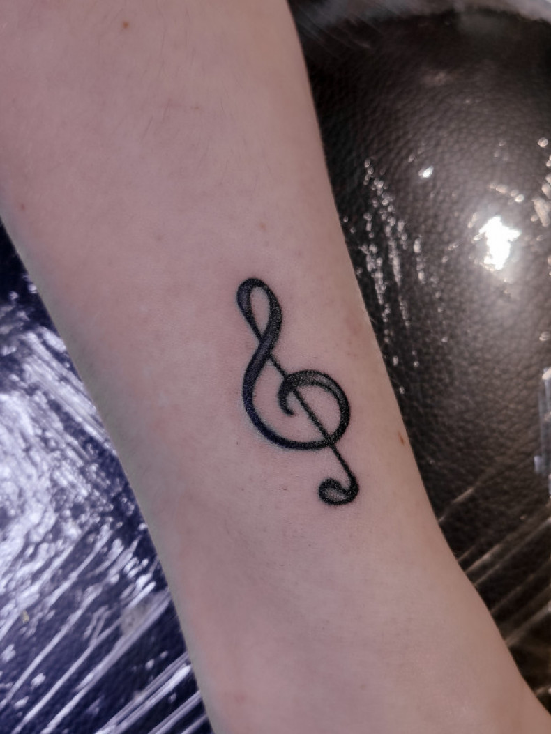 Musiknote Violinschlüssel, photo - Tattoo-Meister Barb Tattoo