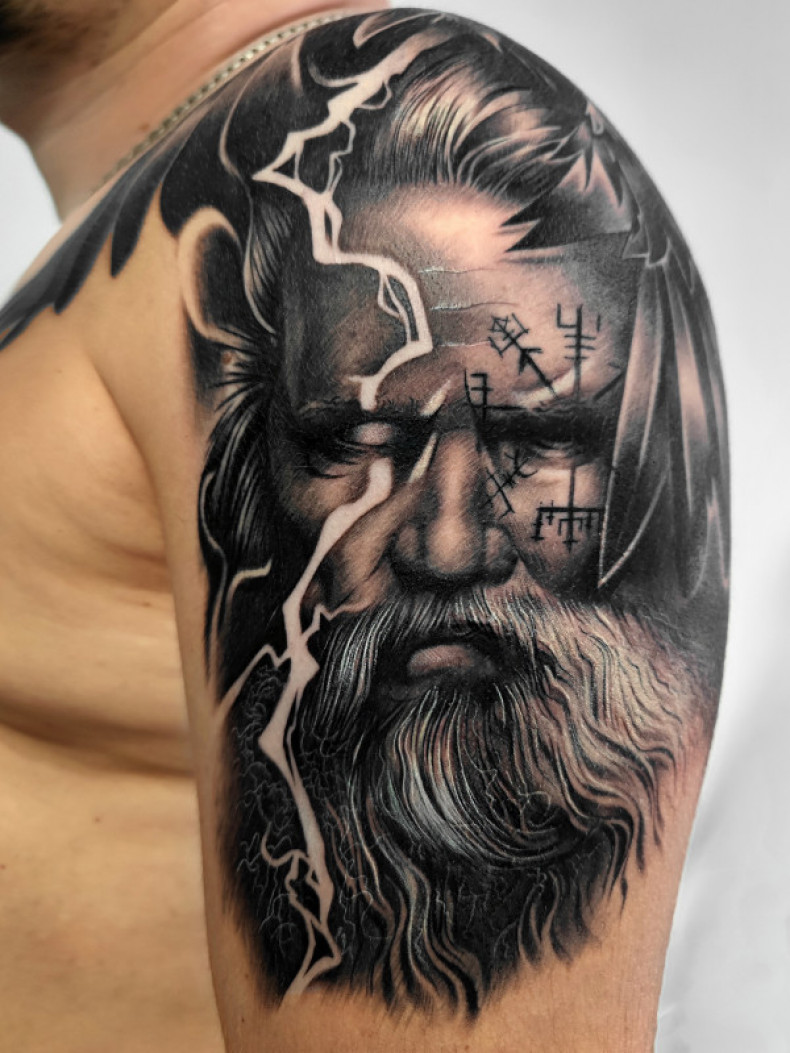 Zeus, photo - Tattoo Master Barb Tattoo