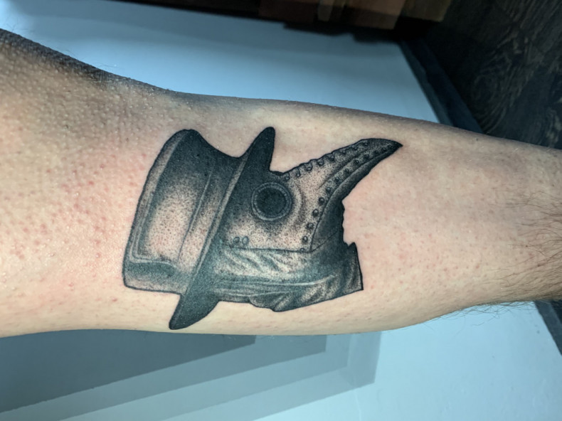 Plague doctor, photo - Tattoo Master Barb Tattoo