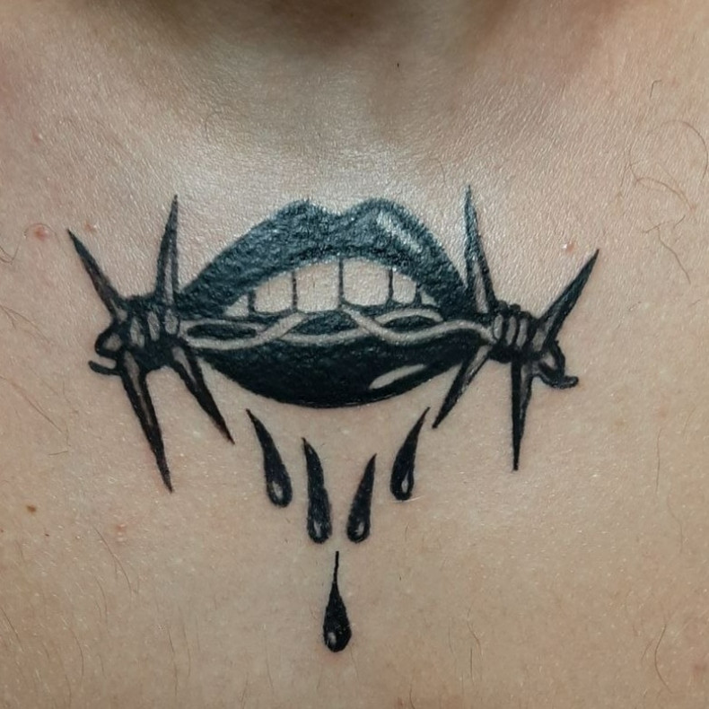 Underground Lippen Stacheldraht, photo - Tattoo-Meister Barb Tattoo