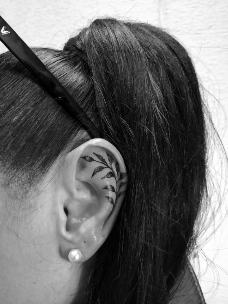 Ear, photo - Tattoo Master Barb Tattoo