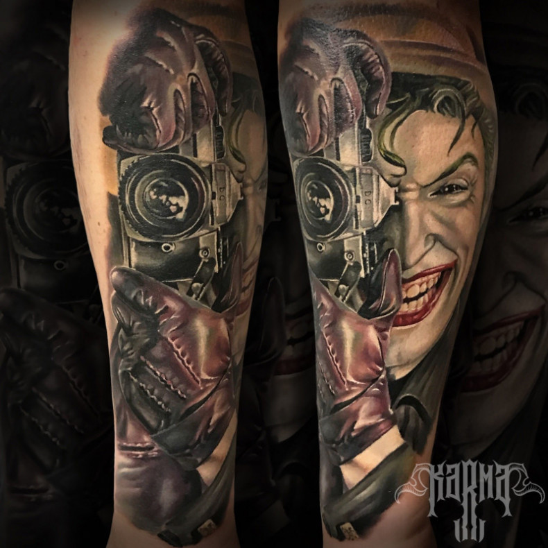 Kamera, photo - Tatuażysta Barb Tattoo