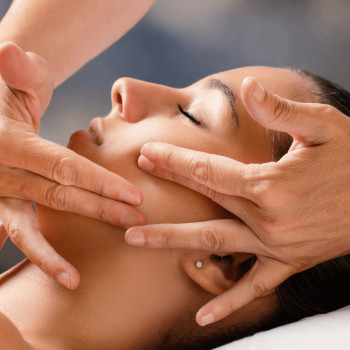 Массаж лица. Эстетическая косметология.
                    Массажист Светлана Митина Саратов