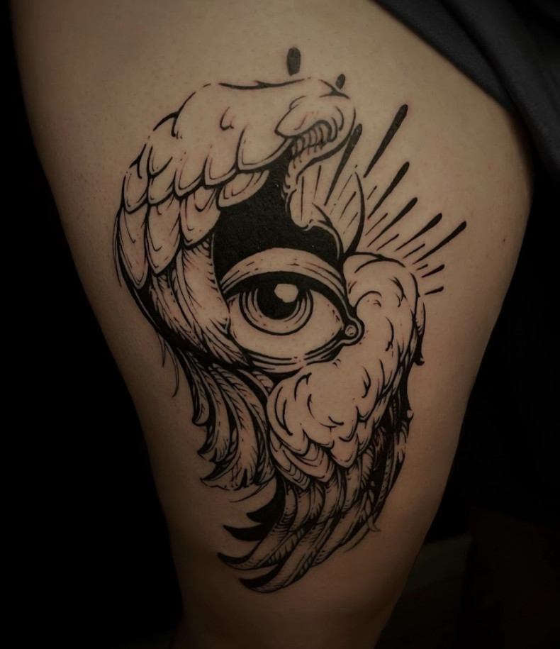 Auge abstrakte flügel, photo - Tattoo-Studio Pechschwarz