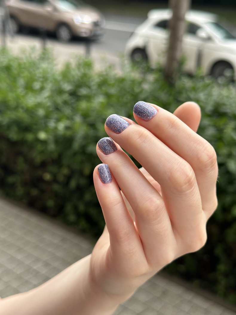 Kurze glitter lila, photo - Maniküre Лена Синкевич
