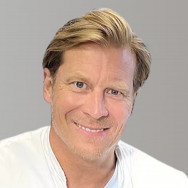 Пластический хирург Саймон Берлин,Tauentzienstraße, 5 район Тиргартен