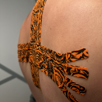 Эстетичнское тейпирование тела
                    Kinezjoterapeuta Viktoria Tsiutava Warszawa