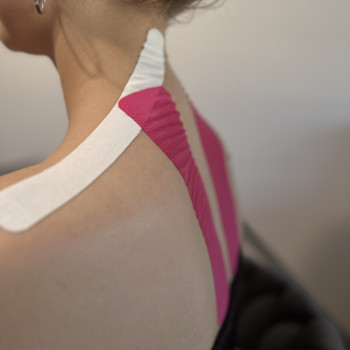 Терапевтическое тейпирование
                    Kinesiotherapist Viktoria Tsiutava Warsaw