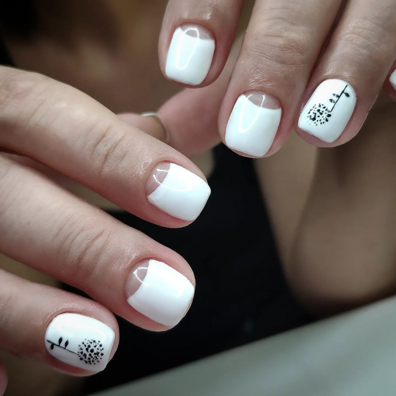 Dandelion white manicure for short nails, photo - Manicurist Barb Manicure