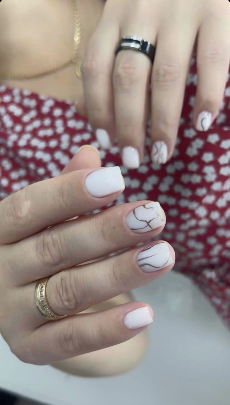 White silver square, photo - Manicurist Barb Manicure