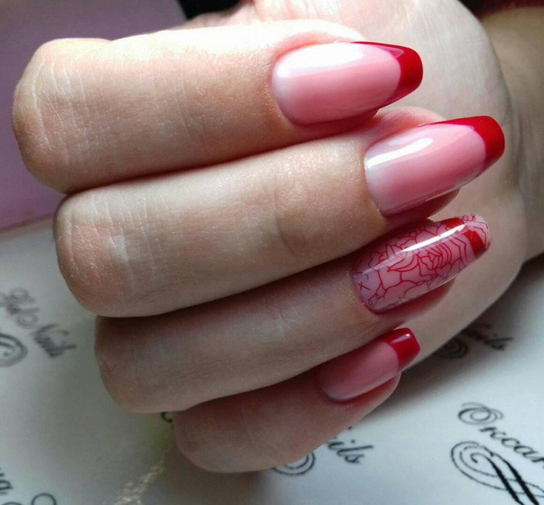 Маникюр. Покрытие френч. Выравнивание. Стемпинг, photo - Manicurist Barb Manicure