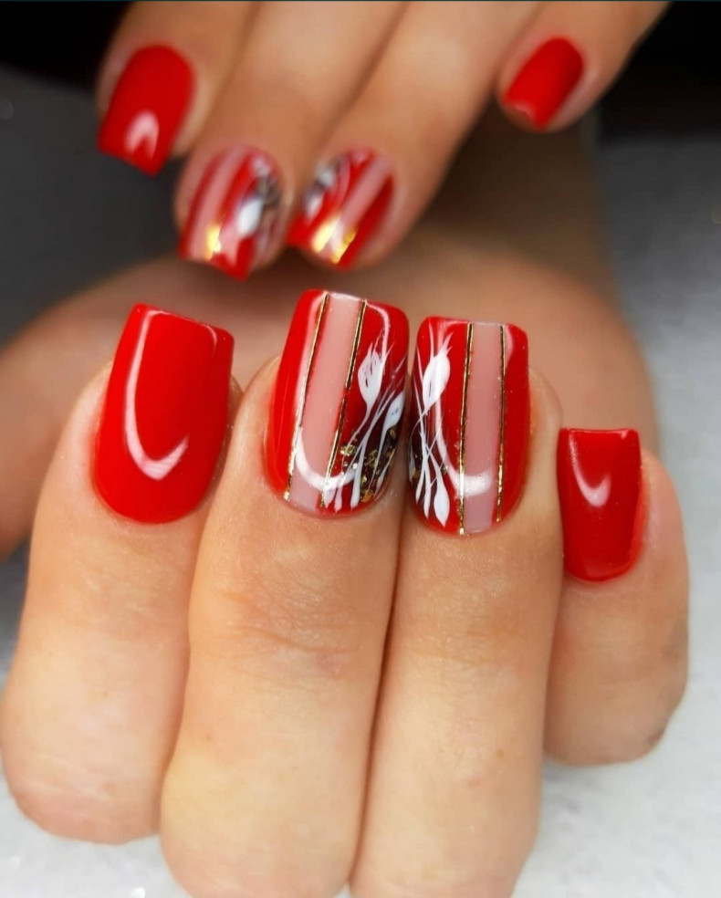  , photo - Manicurist Barb Manicure