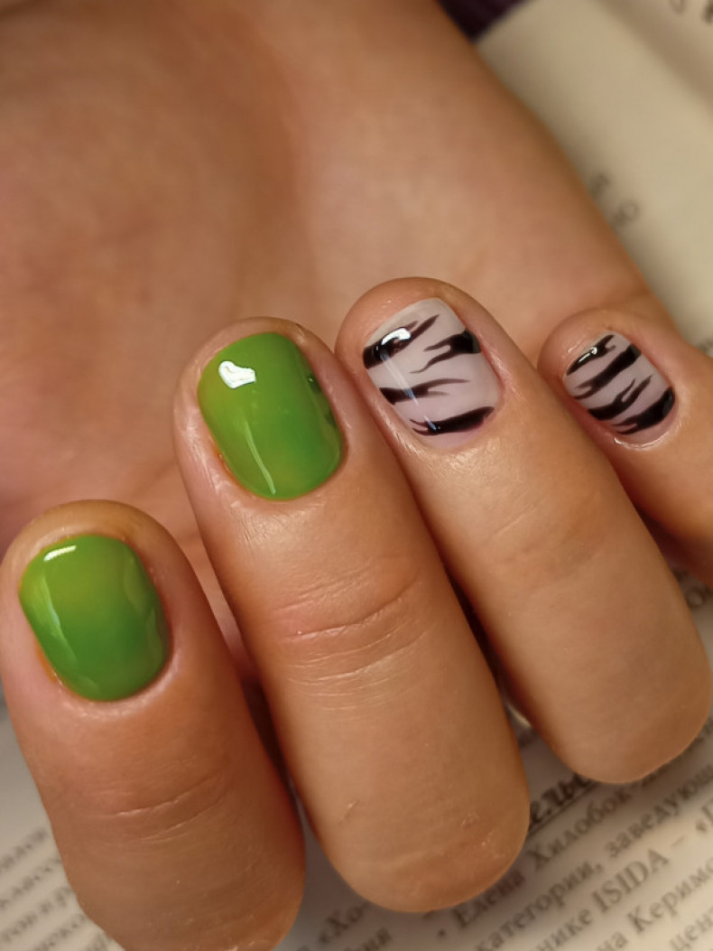 Zebra manicure for short nails light green, photo - Manicurist Barb Manicure