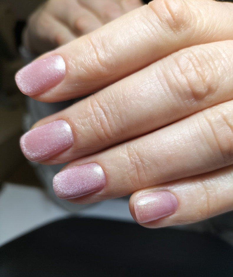 Kurze dezente rosa, photo - Maniküre Barb Manicure