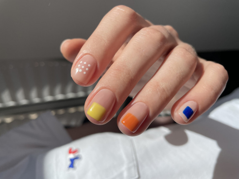 Европейський (не обрізний манікюр) + дизайн, photo - Manicurist Barb Manicure