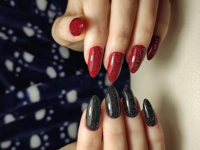 Fall glitter black, photo - Manicurist Barb Manicure