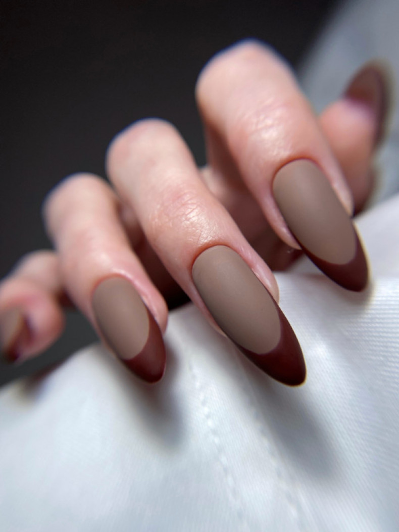  , photo - Manicurist Barb Manicure