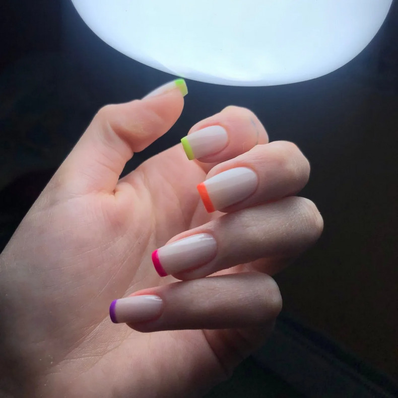 Укріплення гелем та френч гель лаком, photo - Manicurist Barb Manicure