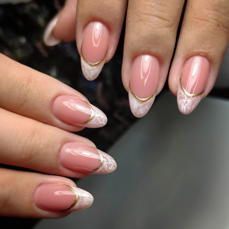 Мраморний френч гель-лак, photo - Manicurist Barb Manicure