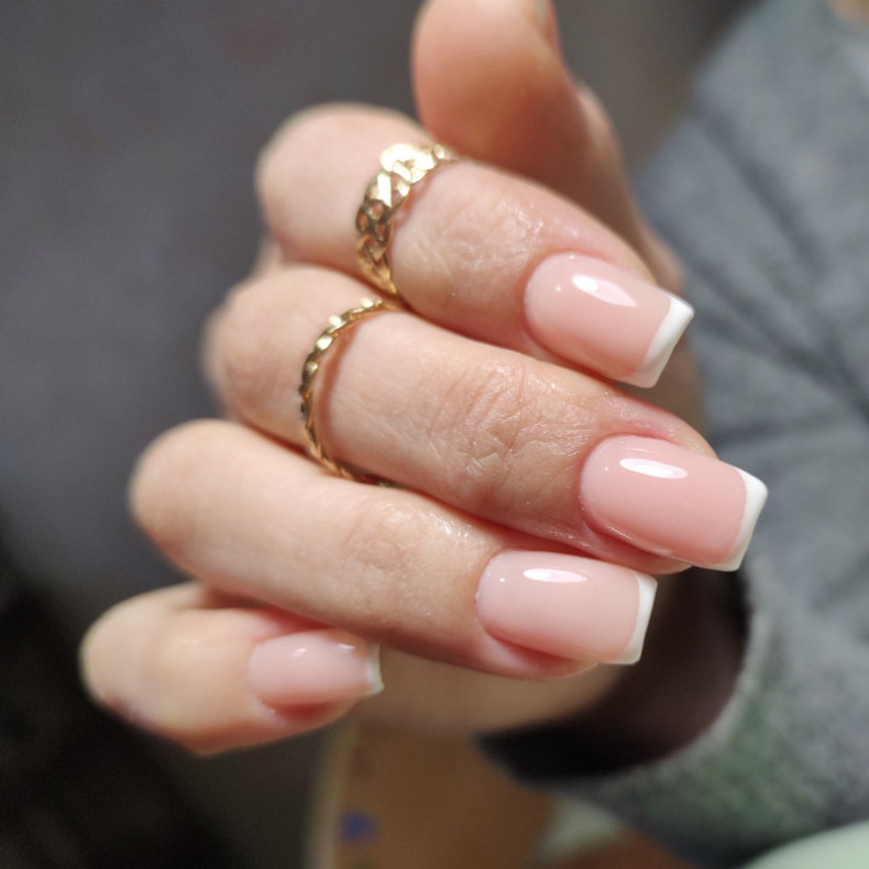  #френч, photo - Manicurist Barb Manicure