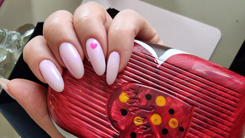 Манікюр комплекс з покриттям гель-лак., photo - Manicurist Barb Manicure