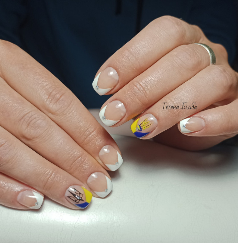 Розпис від руки, photo - Manicurist Barb Manicure