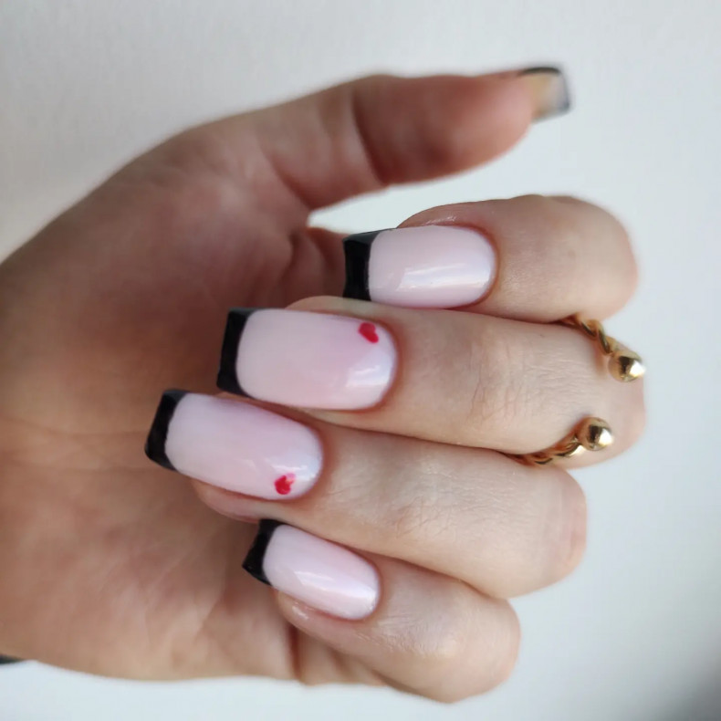  #френч, photo - Manicurist Barb Manicure