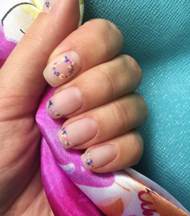 Маникюр + покрытие гель лак + дизайн, photo - Manicurist Barb Manicure