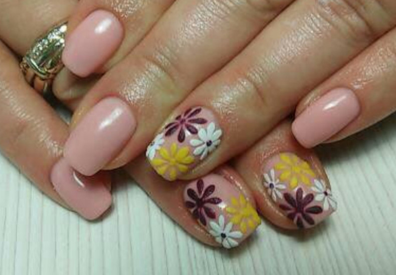  #бежевийманікюр, photo - Manicurist Barb Manicure