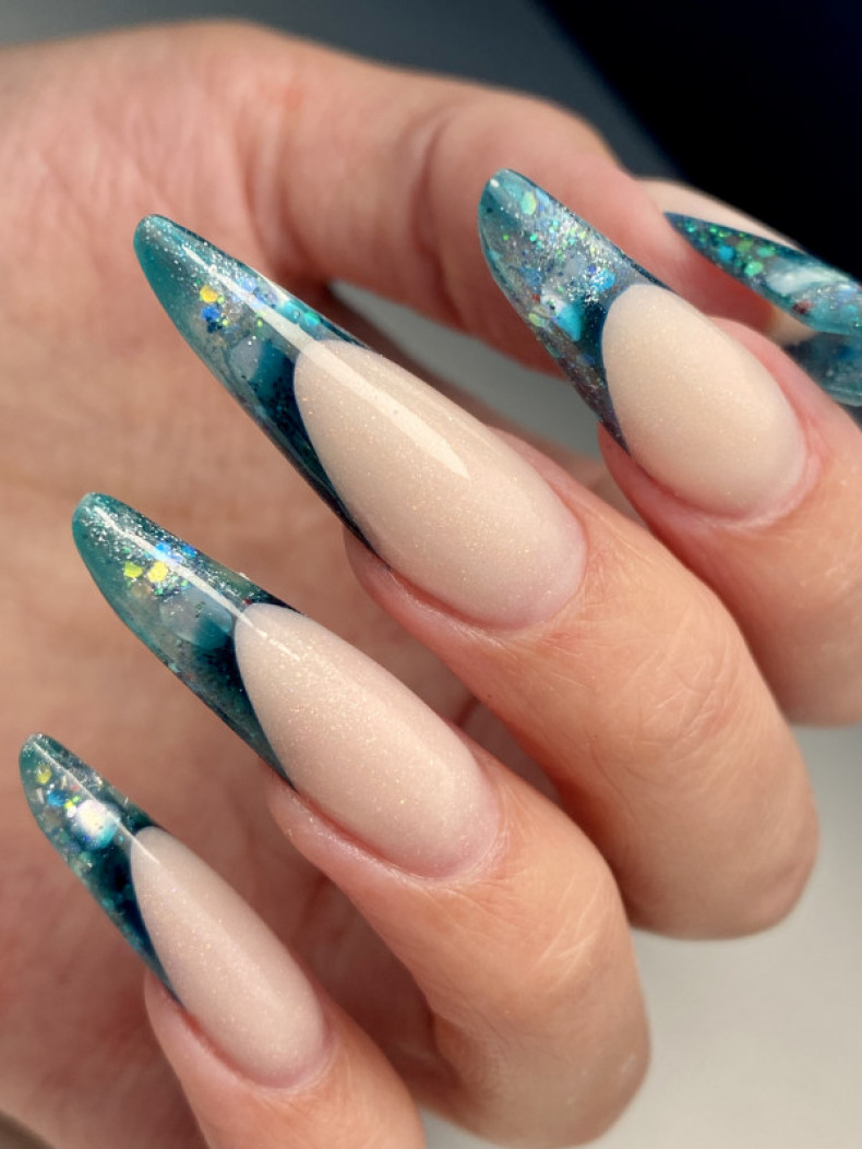 Арочное моделирование Выкладной френч, photo - Manicurist Barb Manicure