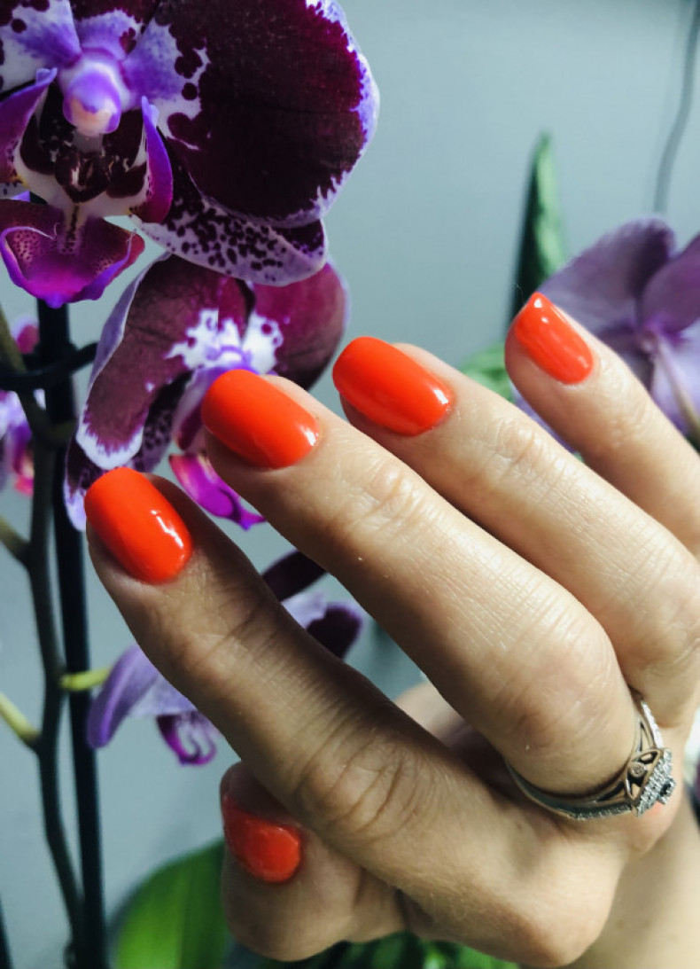 Апаратний манікюр, photo - Manicurist Barb Manicure