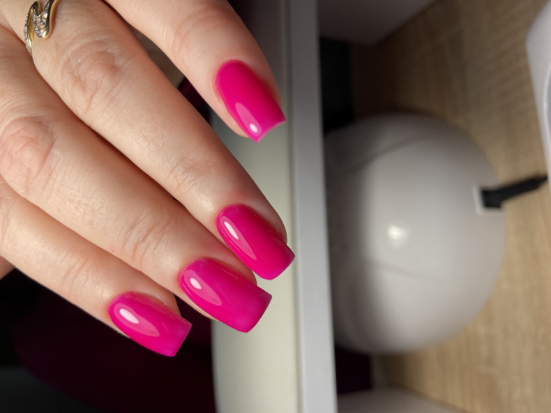 Обери свій колір під настрій, photo - Manicurist Barb Manicure