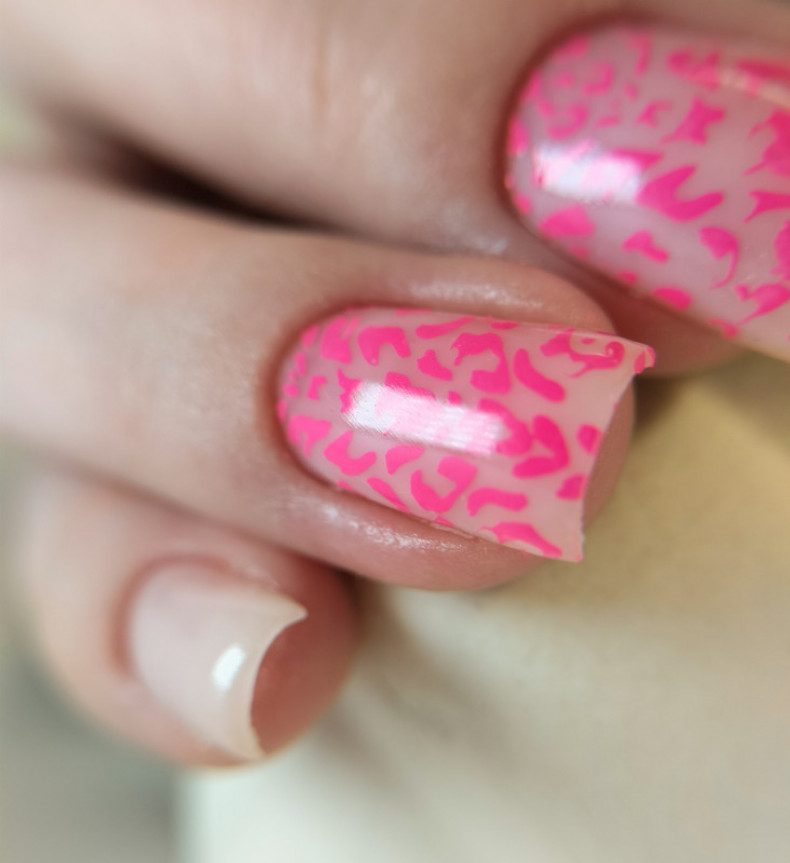  #нарощення #манікюр #яскравийманікюр, photo - Manicurist Barb Manicure