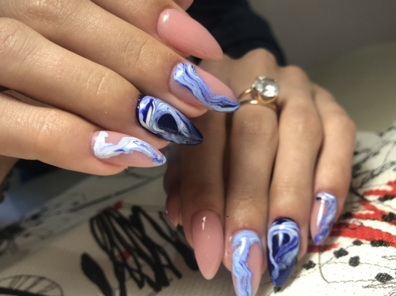 Almond blue marble, photo - Manicurist Barb Manicure