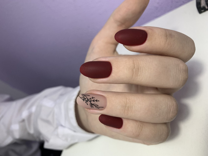 Burgundy matte, photo - Manicurist Barb Manicure