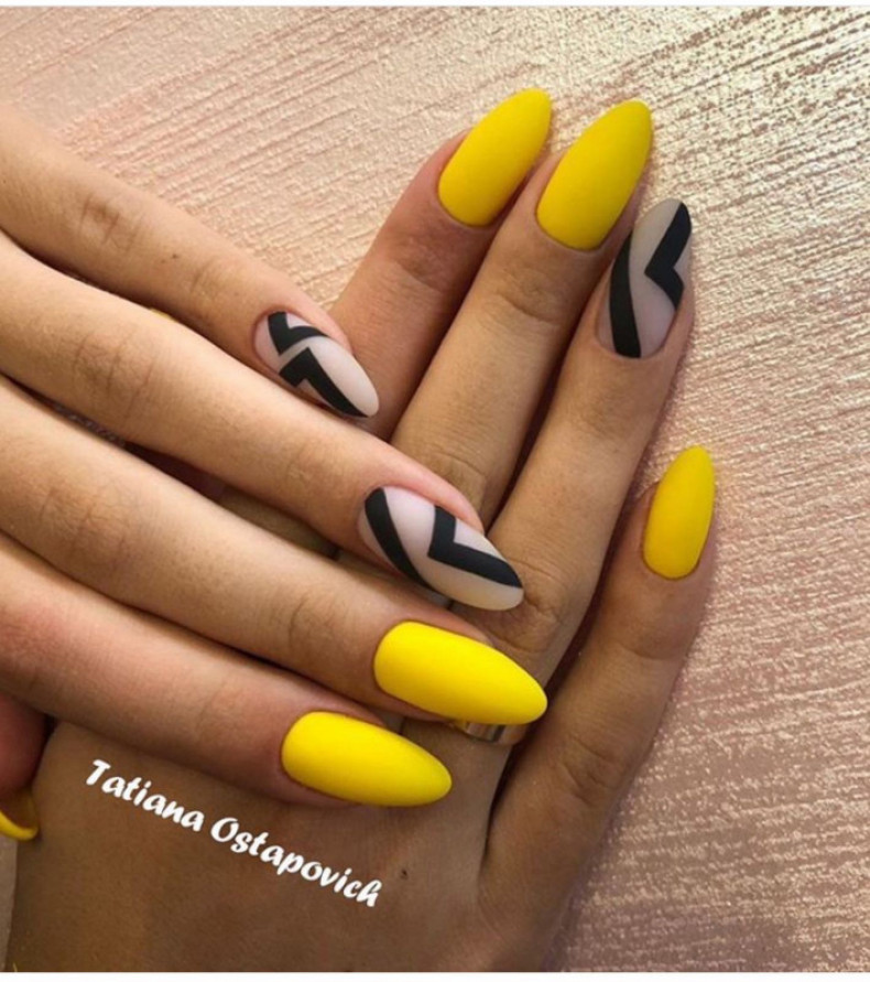 Matte yellow vibrant neon, photo - Manicurist Barb Manicure