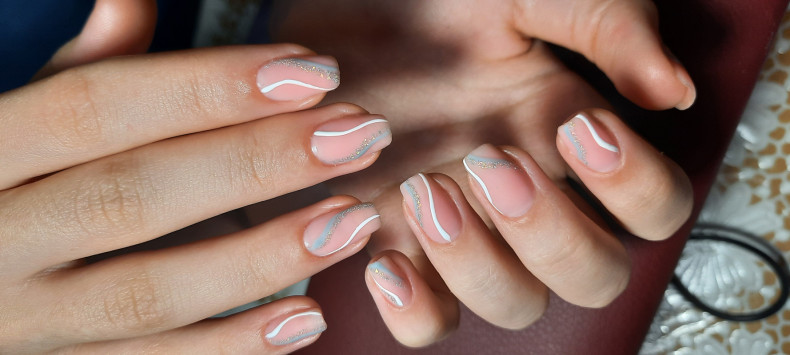 Matte beige silver, photo - Manicurist Barb Manicure