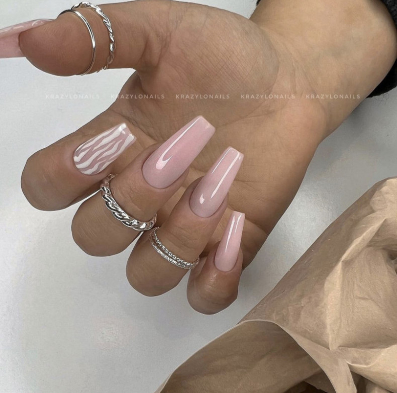 Нарощення нігтів акригелем, photo - Manicurist Barb Manicure