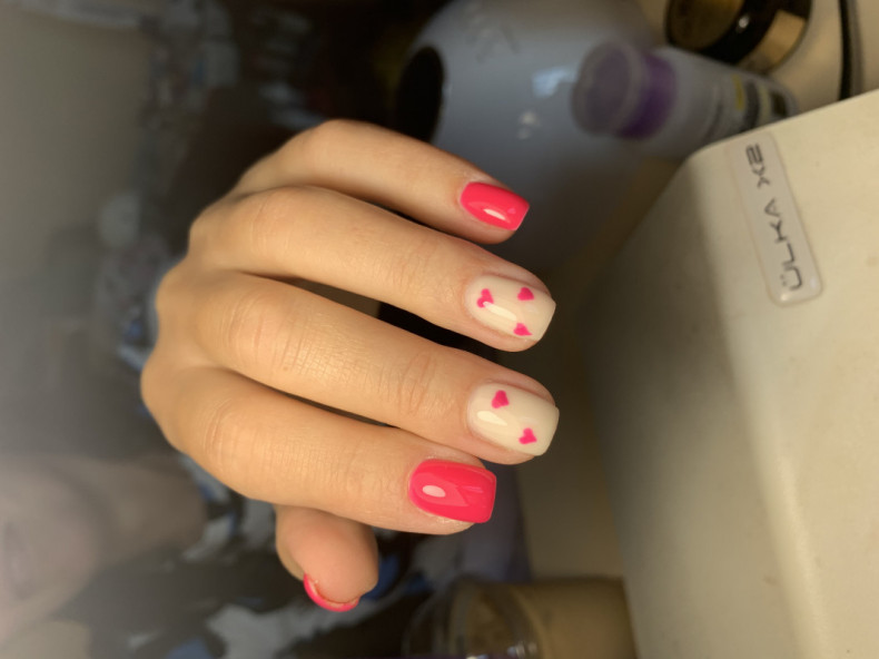 Pink square heart, photo - Manicurist Barb Manicure