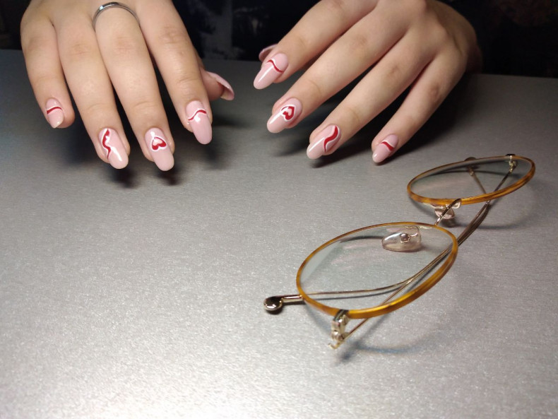 Pink heart Valentine's Day, photo - Manicurist Barb Manicure