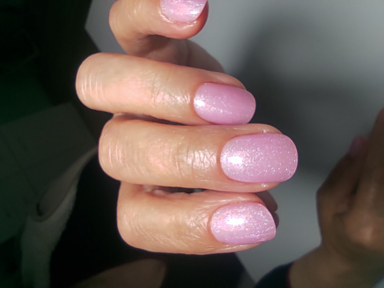 Wzmocnienie naturalnych paznokci żelem, photo - Manicurzysta Barb Manicure