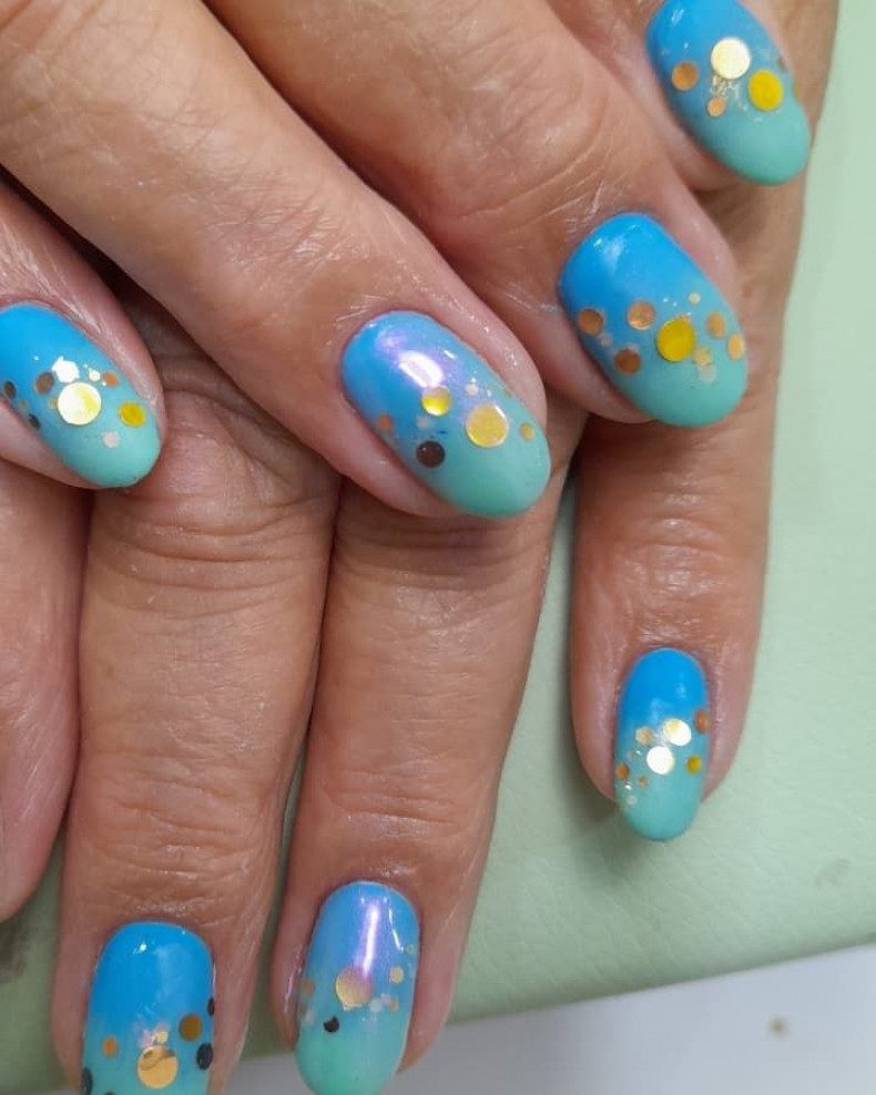 Ombre light blue gradient, photo - Manicurist Barb Manicure