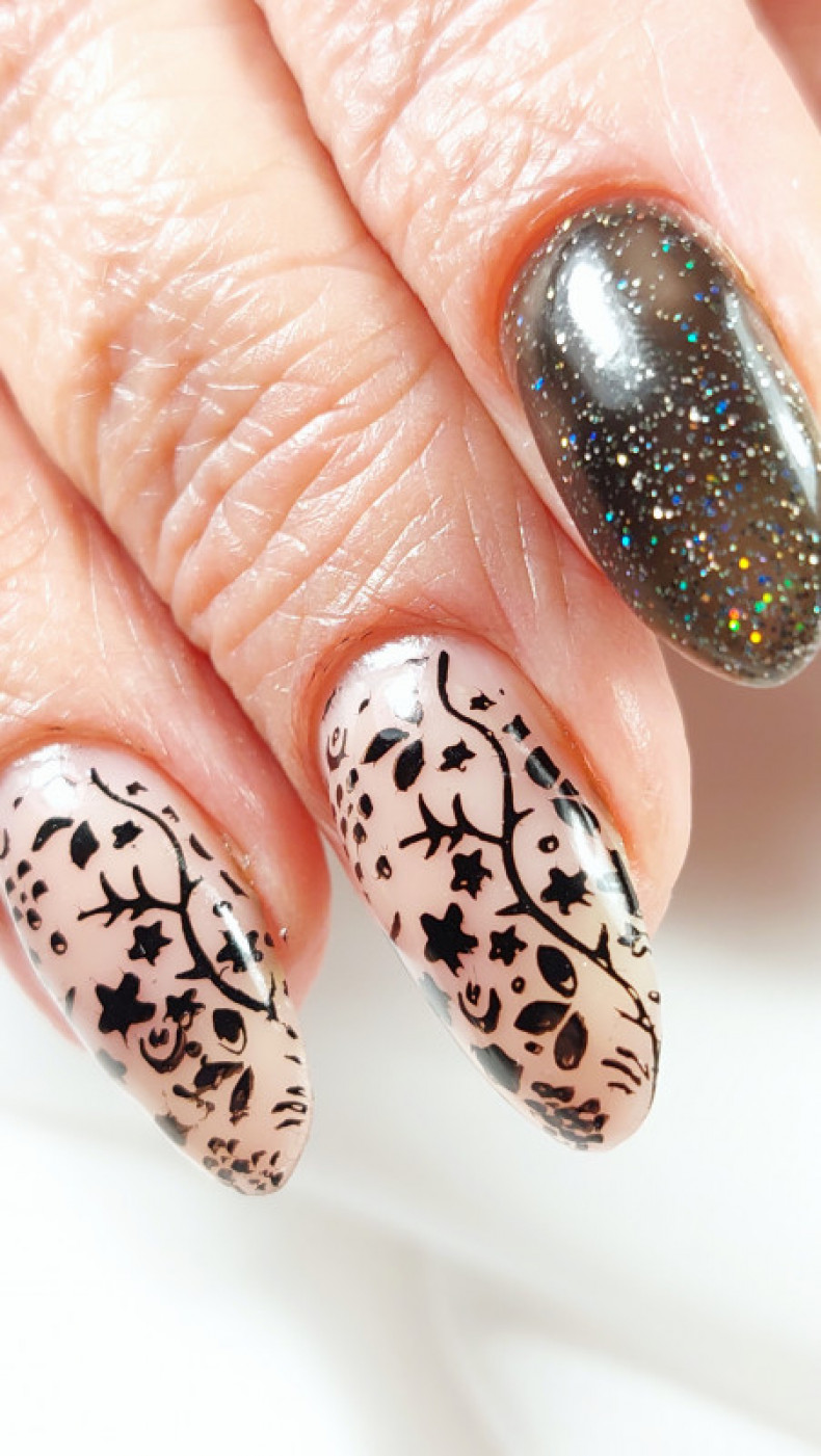 Корекция ноготков, гель-лак, стемпинг, photo - Manicurist Barb Manicure