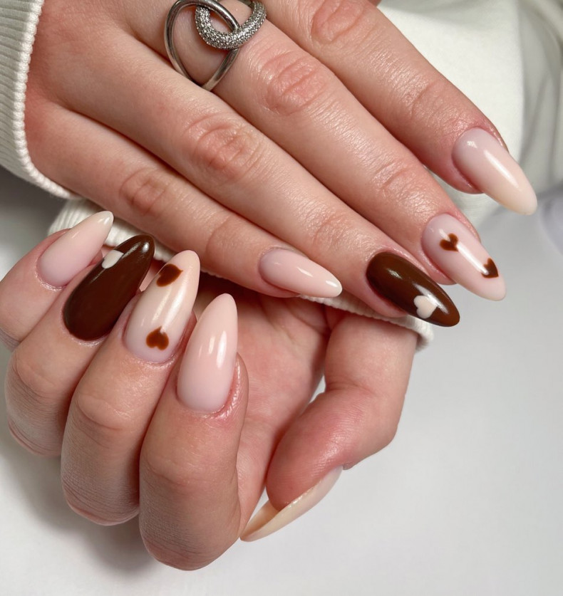  , photo - Manicurist Barb Manicure