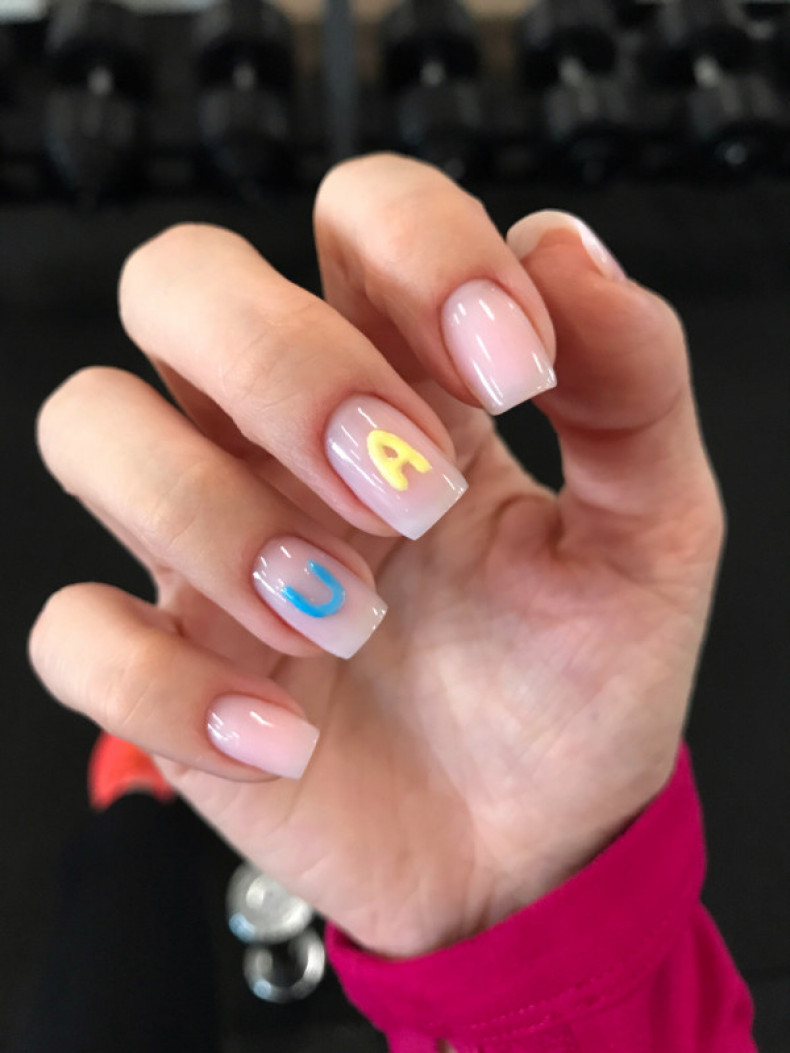 Об‘ємний дизайн, photo - Manicurist Barb Manicure